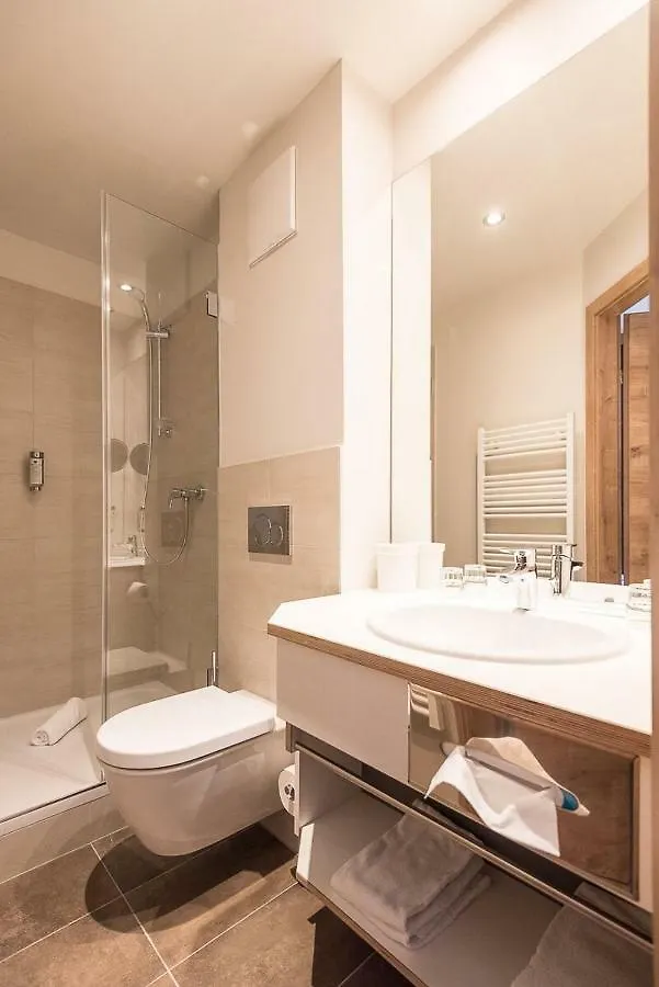 Hotel Junior By Max 70 Salisburgo Affittacamere